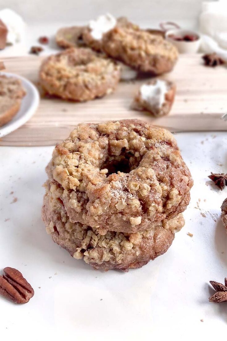 Apple Pecan Streusel Bagels