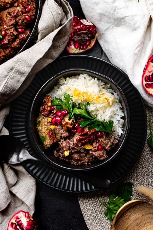 Vegan Pomegranate Walnut Stew (Fesenjān) - thank you berry much