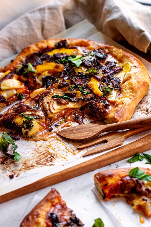 vegan squash and bacon pizza