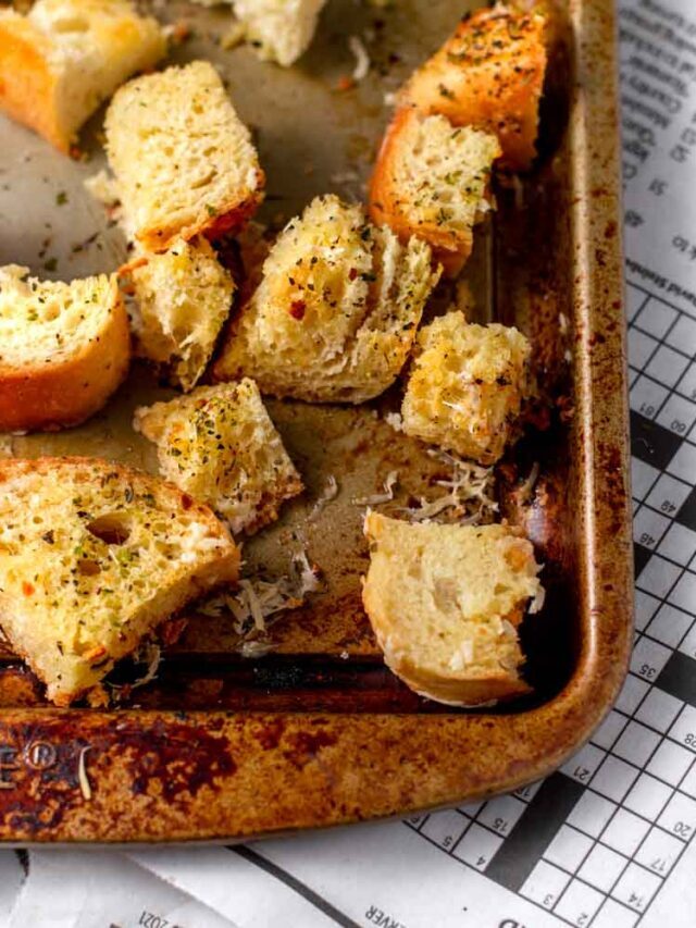 Homemade Garlic Croutons