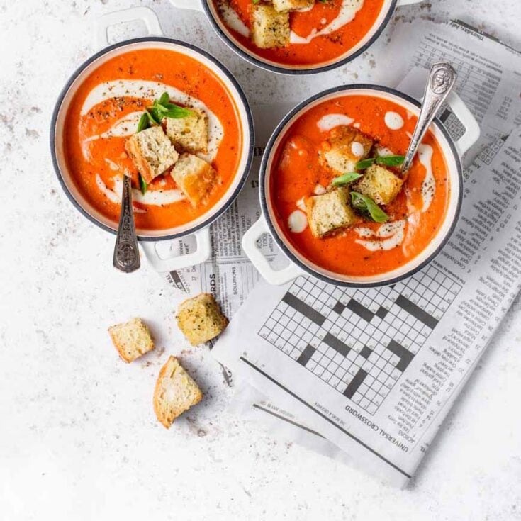 vegan roasted tomato soup