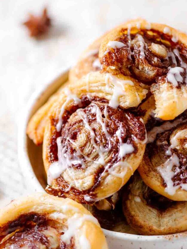 Puff Pastry Cinnamon Rolls