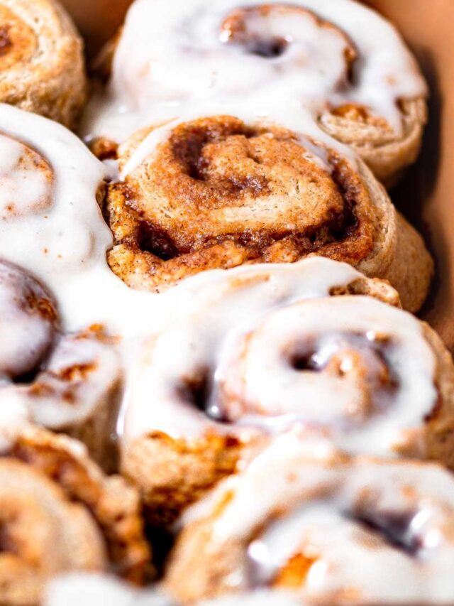 Easy No Yeast Cinnamon Rolls