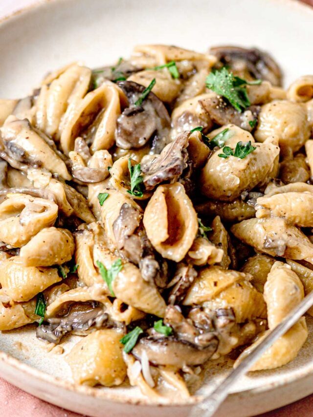 Creamy Vegan Mushroom Pasta