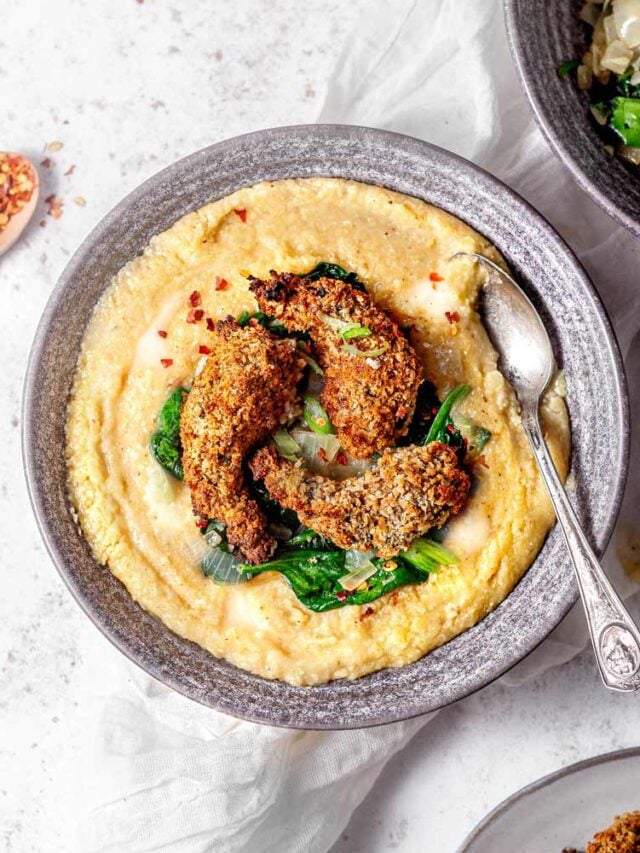 vegan shrimp and grits in a bowl.