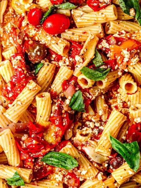 vegan baked feta pasta.