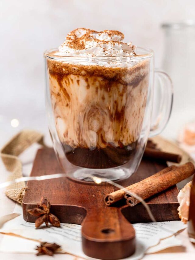 Cold Pumpkin Spice Iced Latte (Starbucks)
