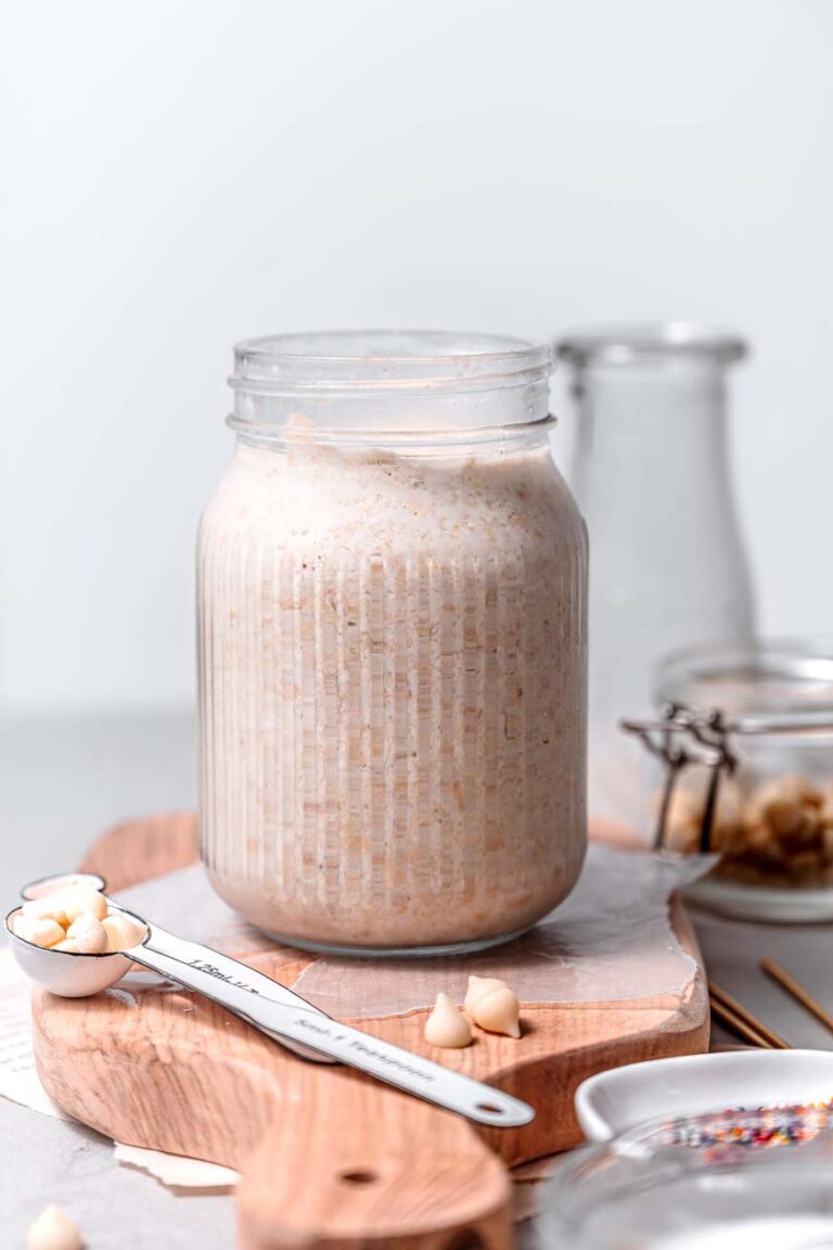 Birthday Cake Overnight Oats - Vegan & Gluten-Free Funfetti Oats!