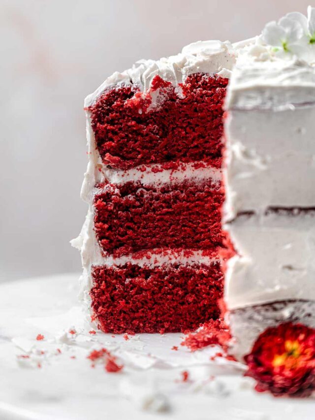 Eggless Red Velvet Cake with Cream Cheese Frosting
