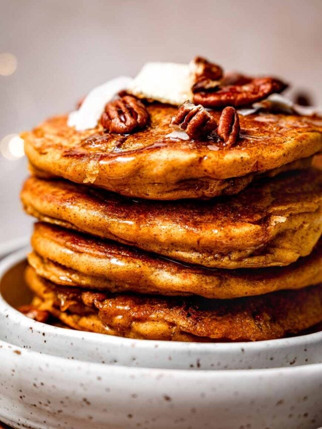 Fluffy Pecan Pumpkin Pancakes thank you berry much