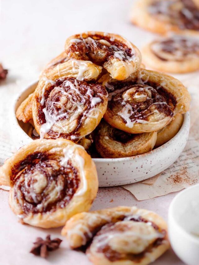 Easy Puff Pastry Cinnamon Swirls