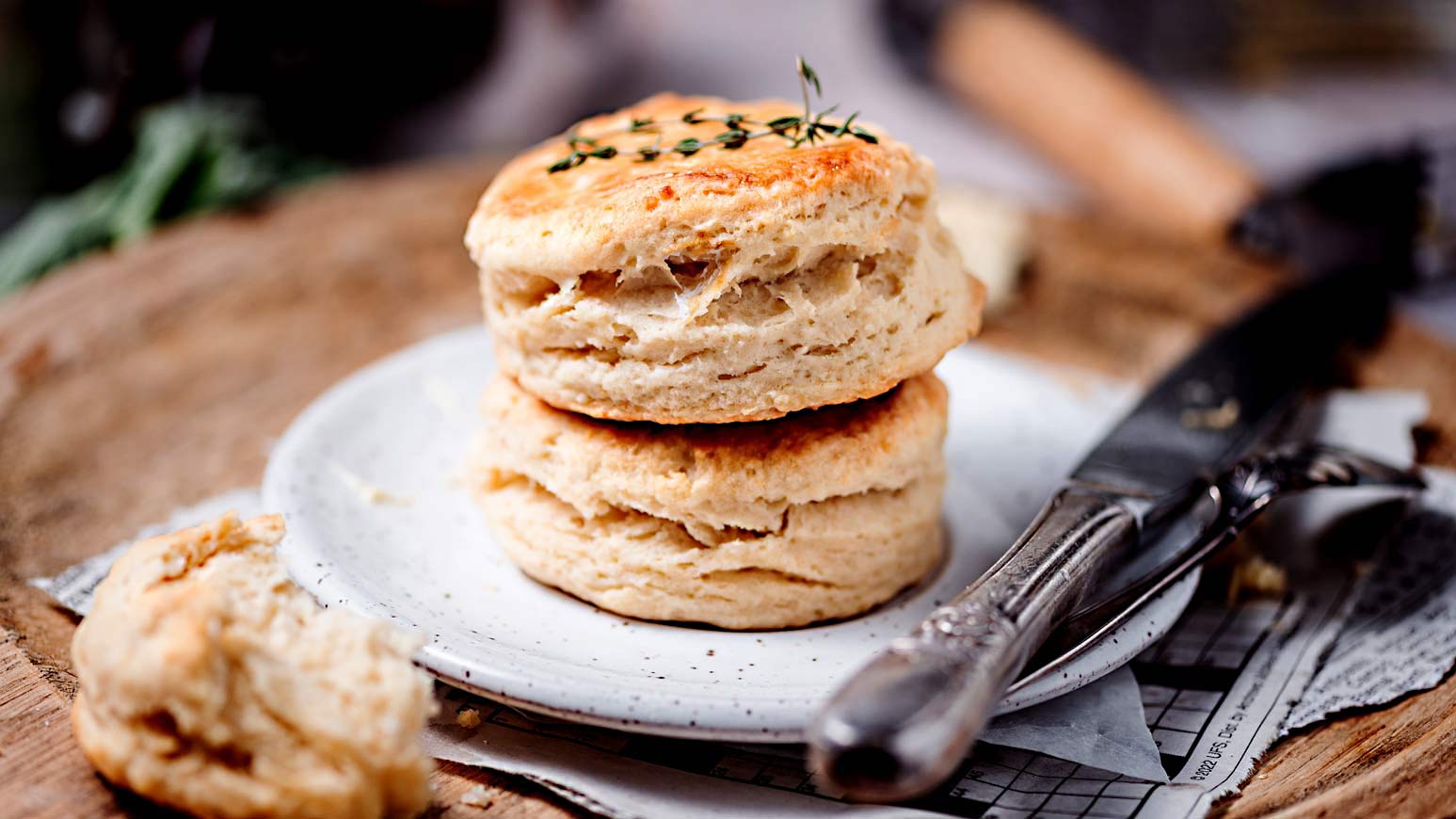 Easy Flaky Homemade Biscuits (No Baking Powder or Soda)