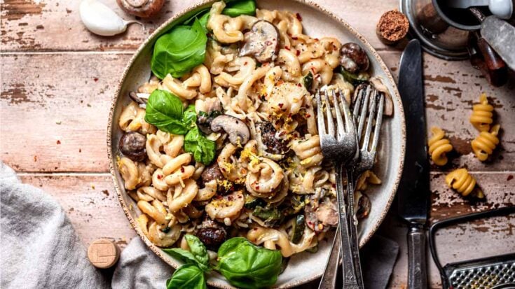 zucchini mushroom pasta recipe.