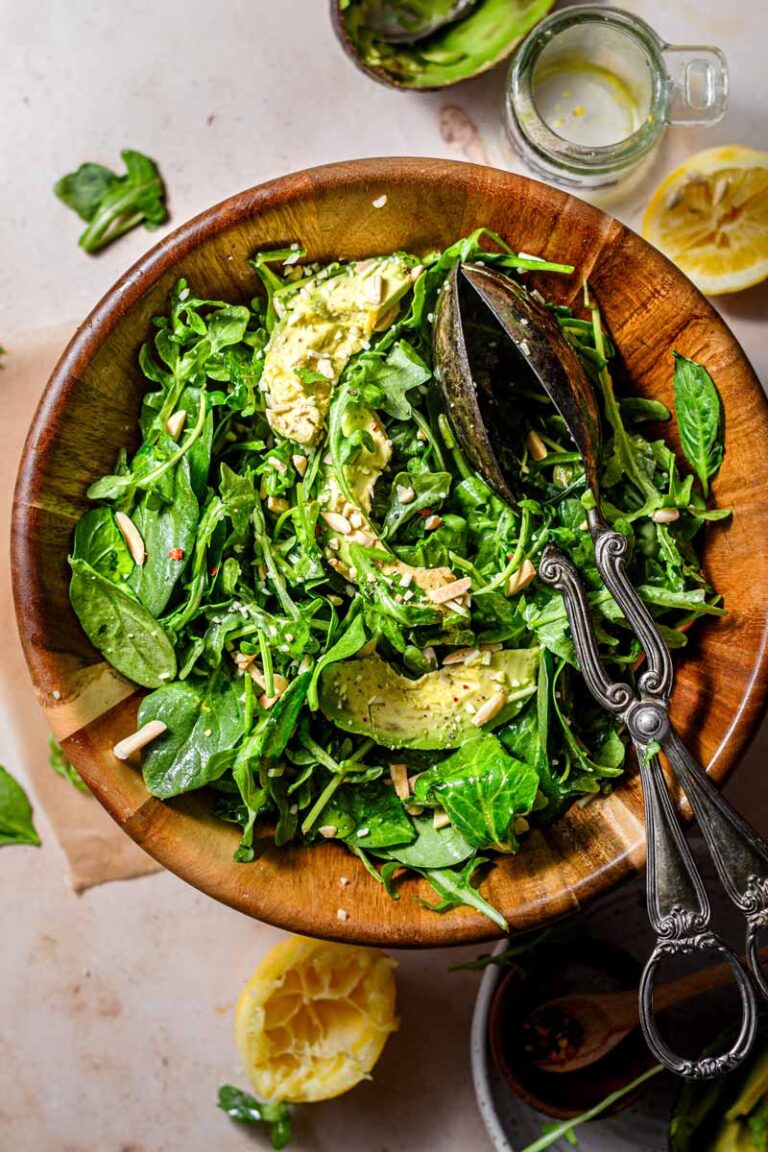 Simple Spinach Arugula Salad with Lemon Vinaigrette