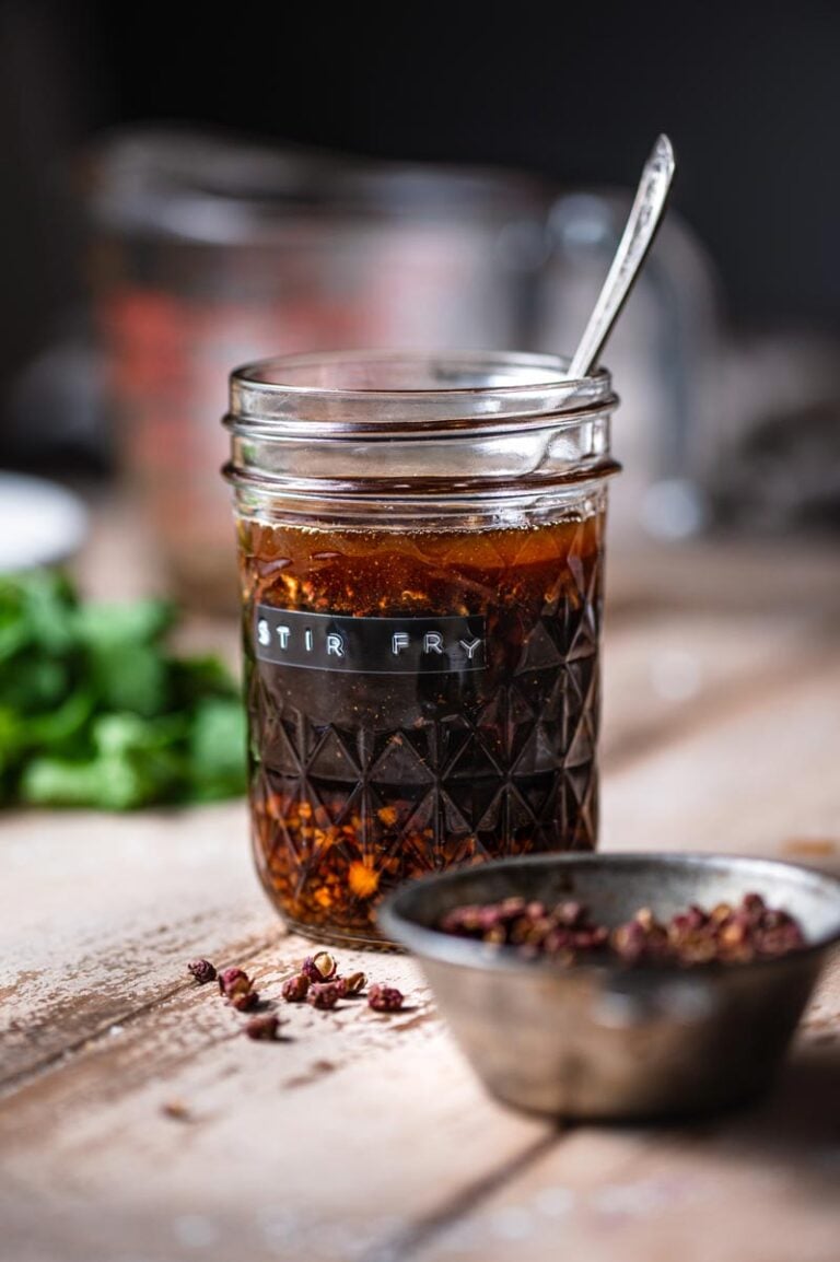 Easy 5 Minute Vegan Stir Fry Sauce [soyfree option]