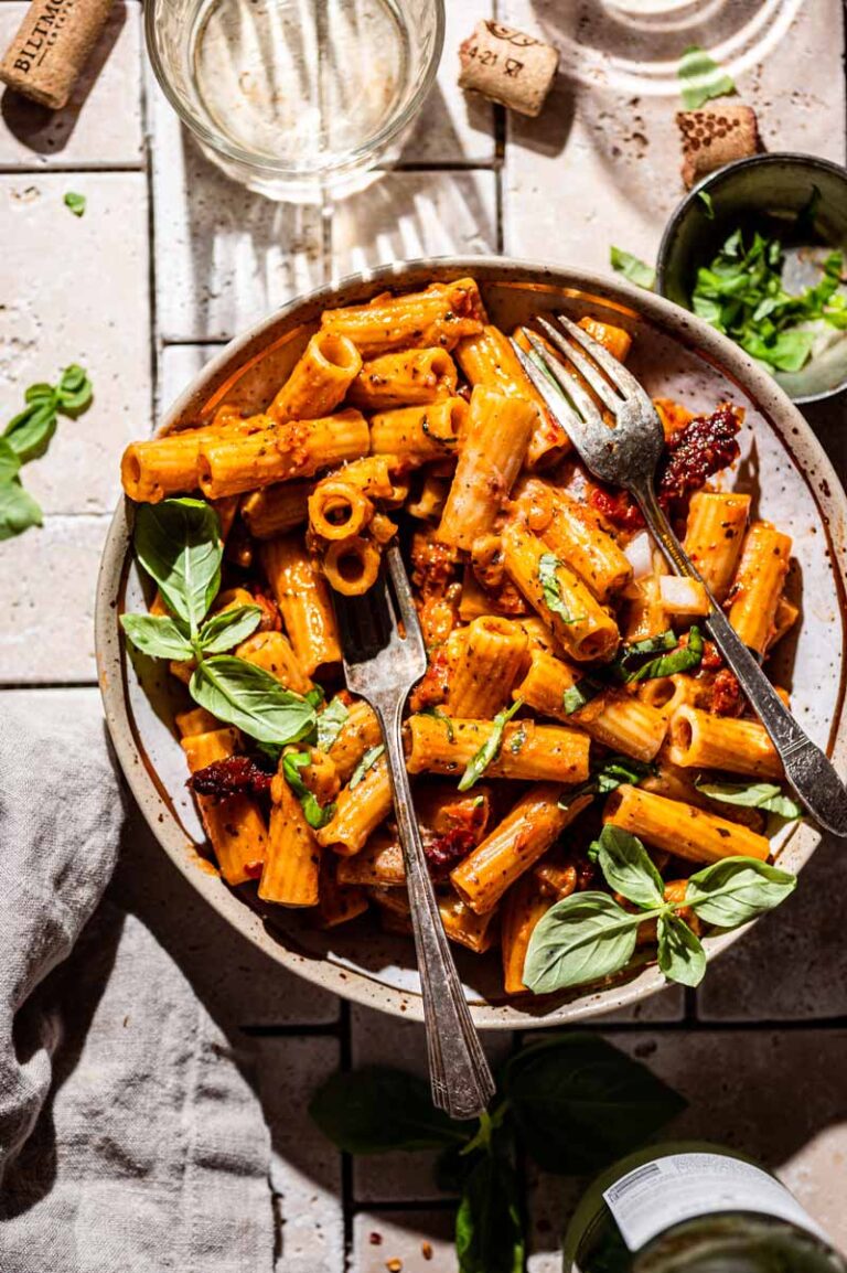 Creamy Coconut Milk Pasta Sauce (Vegan)