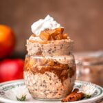 thick and creamy apple pie flavored overnight oats with apples, cinnamon and applesauce.