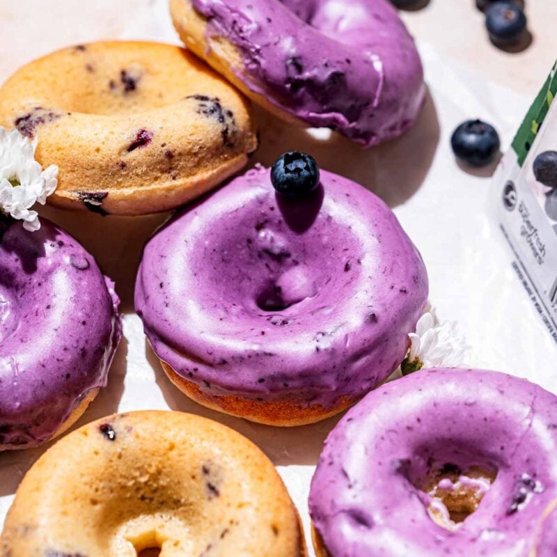 the best baked blueberry donuts that are vegan.