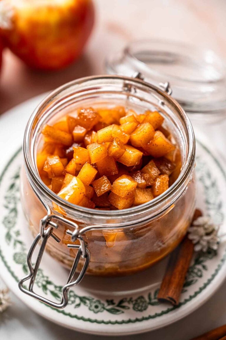 easy stovetop caramelized apples in a glass jar.