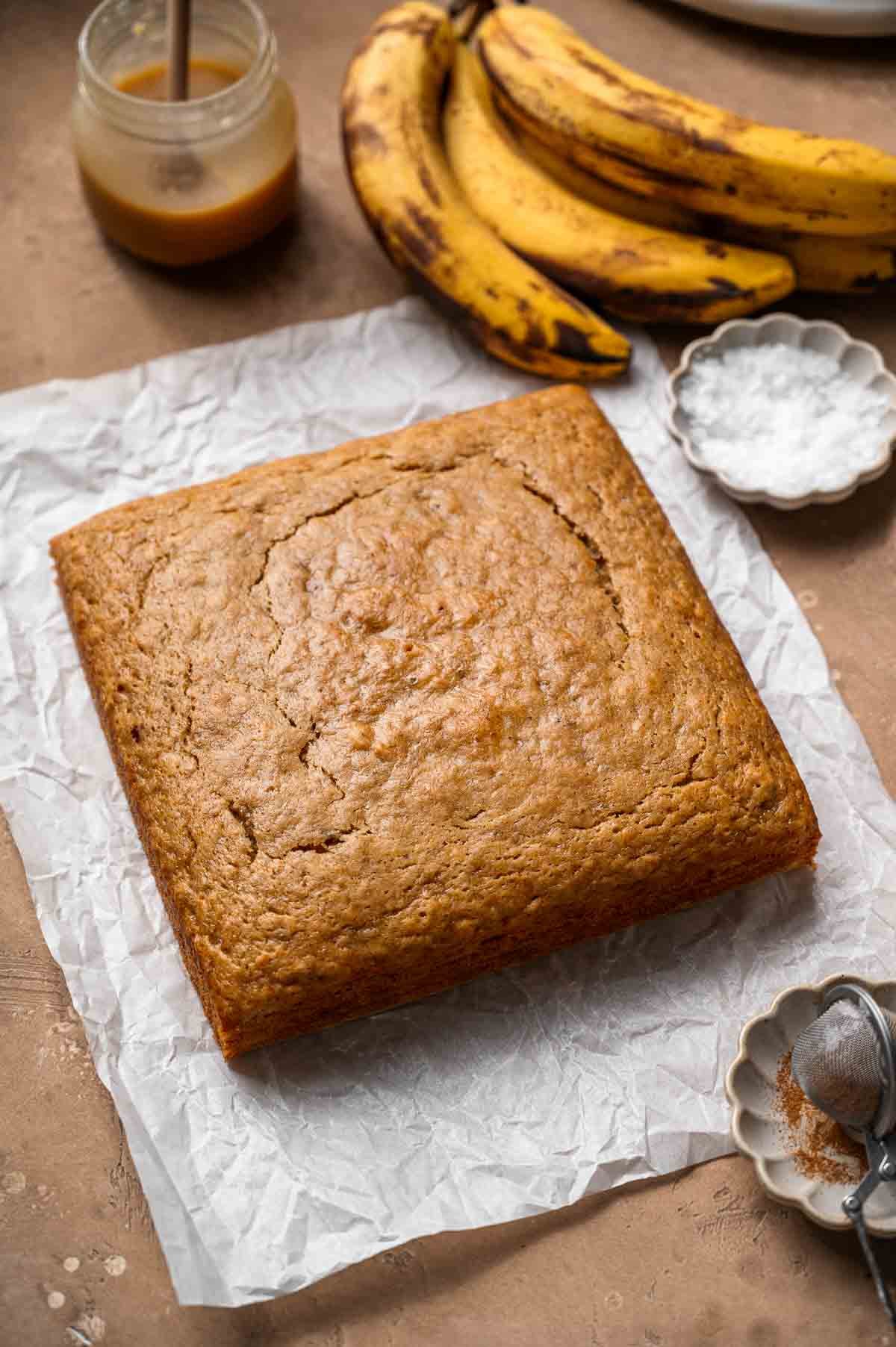 the baked vegan banana cake.